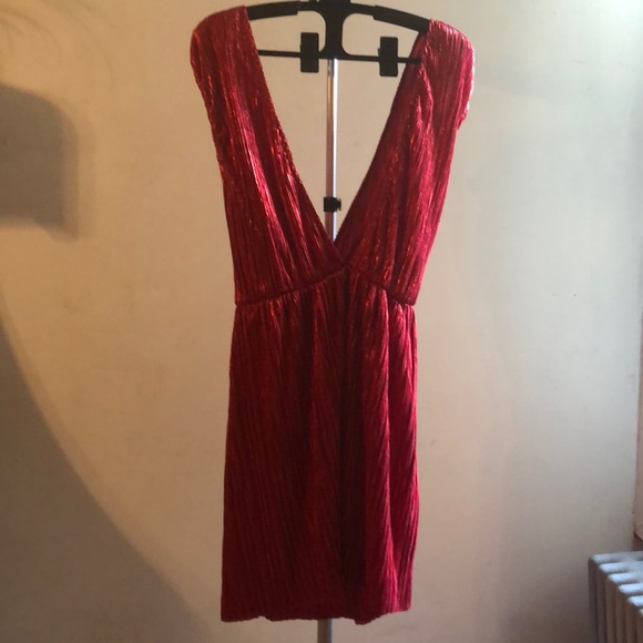 Dress - Picture 3 of 4